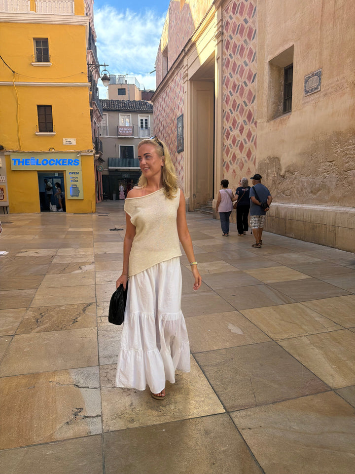 Kira Flowy Maxi Skirt - White
