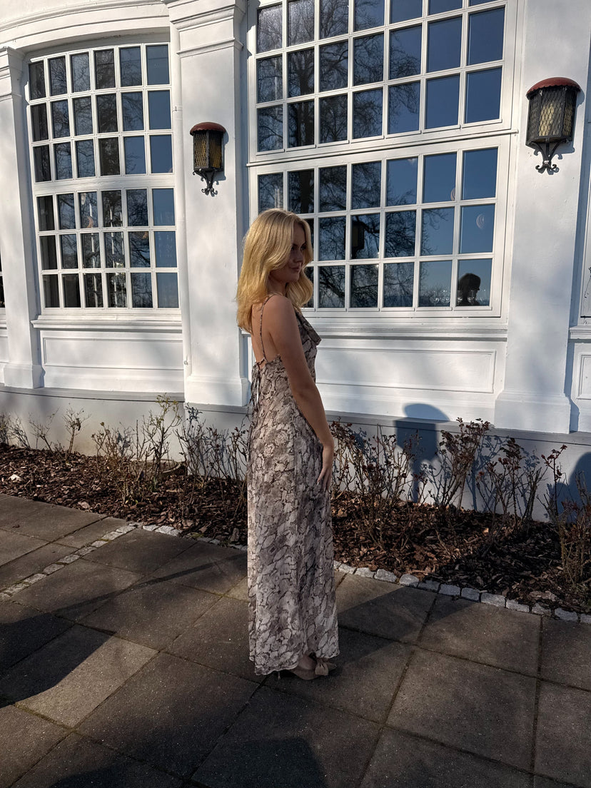 Cindy Maxi Dress - Beige Snake