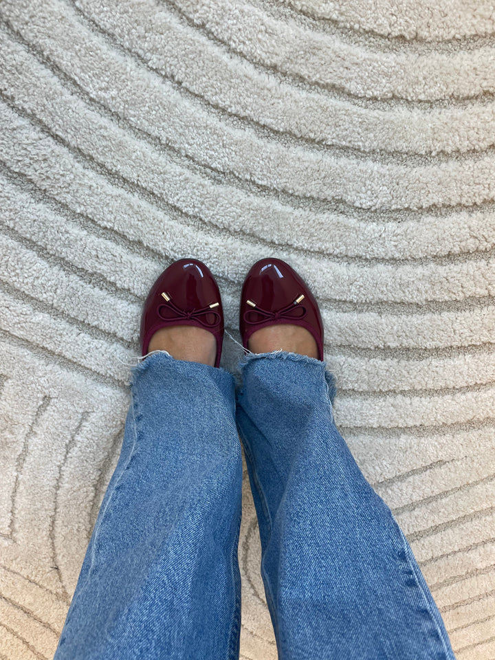 Sarah Ballerina - Burgundy