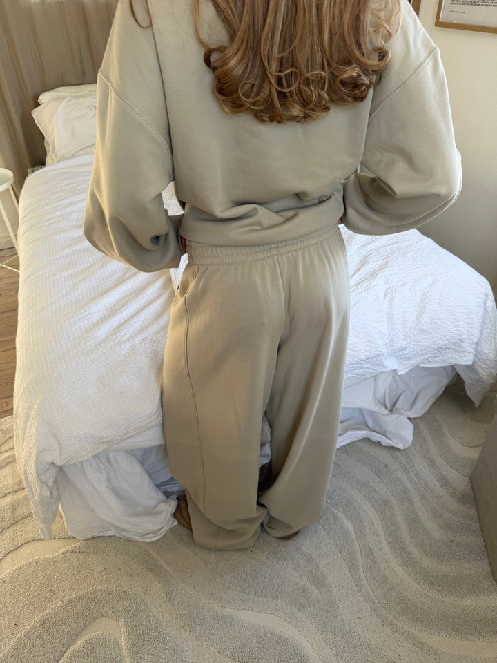 Filine Heavy Sweatpants - Chalk Grey