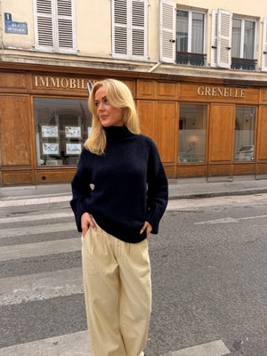 Isabella Chunky Knit - Navy Blue