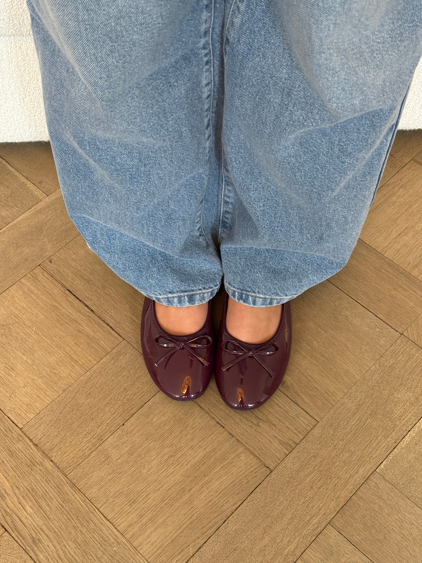 Dora Bow Ballerina - Shiny Plum
