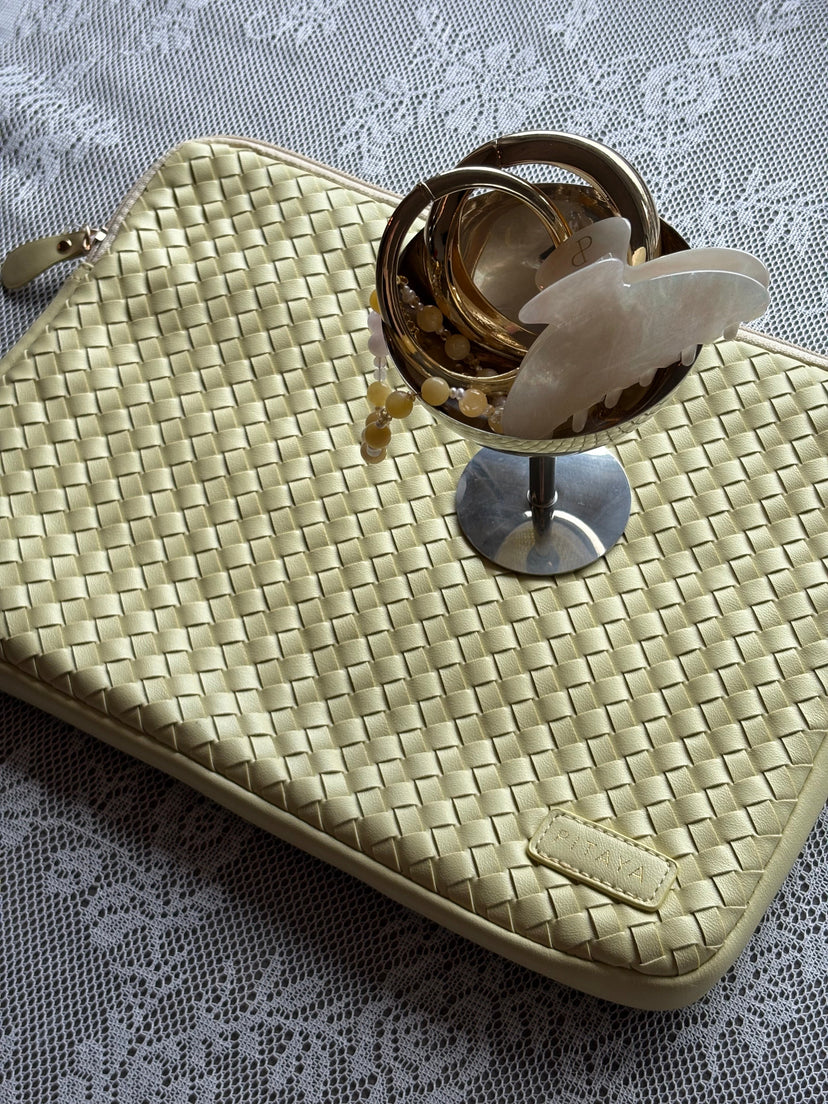 Charlotte Computer Sleeve "13 - Light Yellow