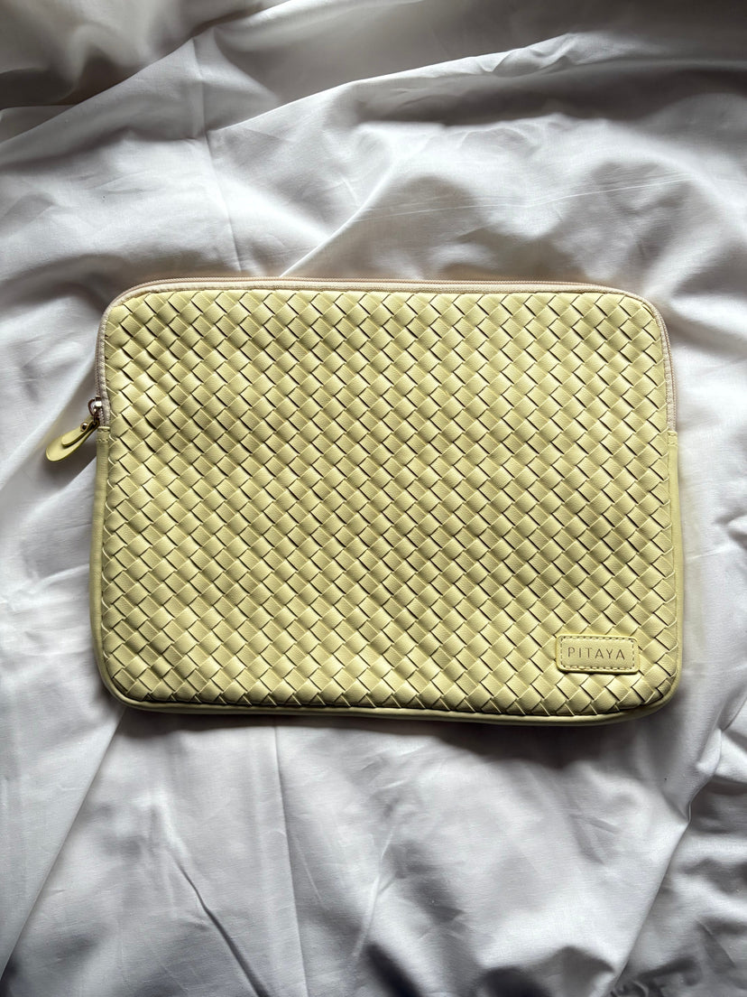 Charlotte Computer Sleeve "13 - Light Yellow