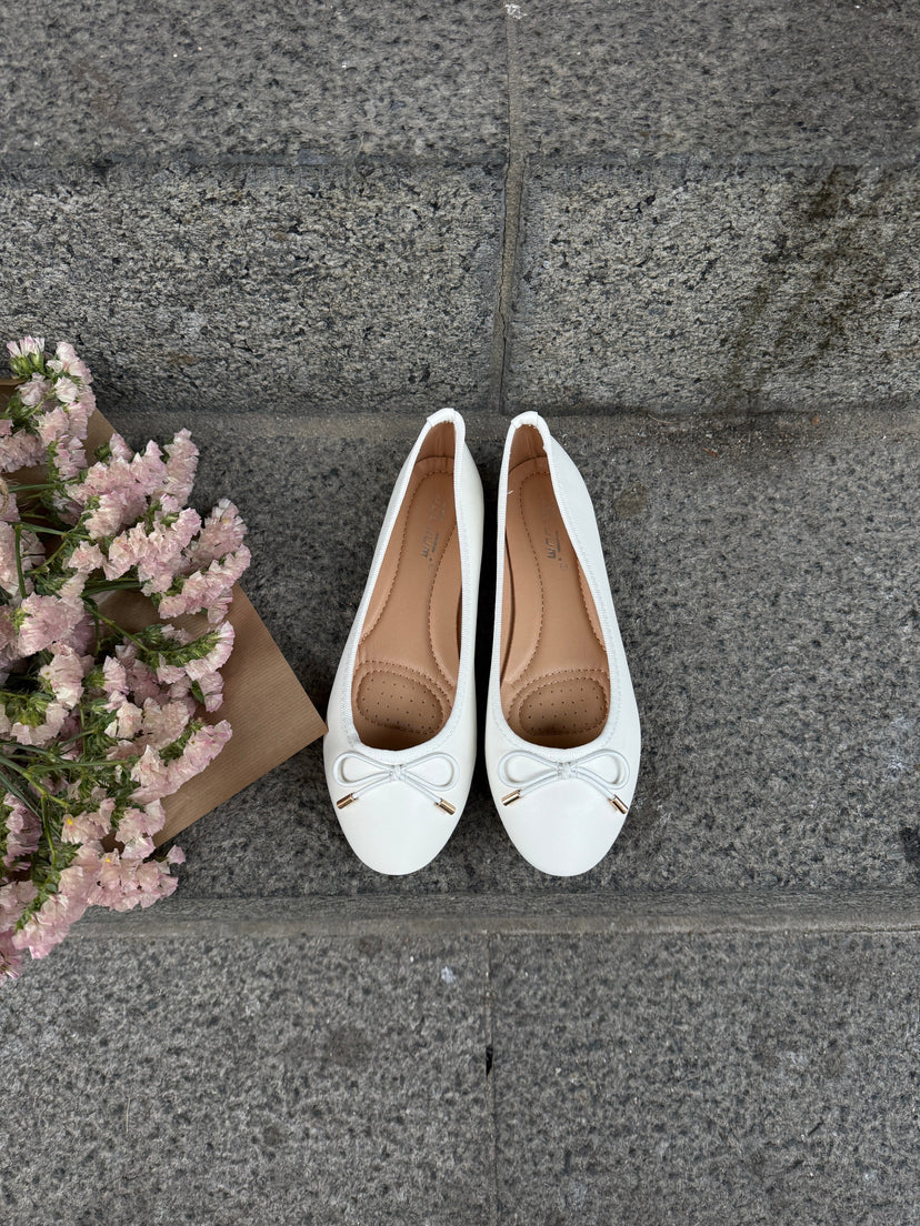 Maya Ballerina - White