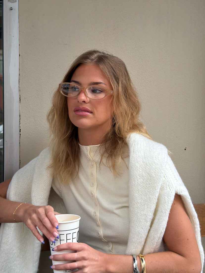 Elara Oval Glasses - Beige